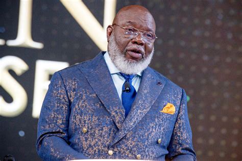 bishop t d jakes birthday|td jakes did he die.